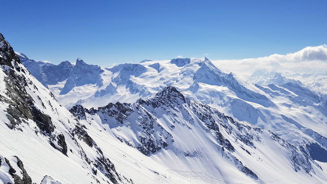 Glacier archive pistes - intermediate runs on Bellecôte glacier - La ...