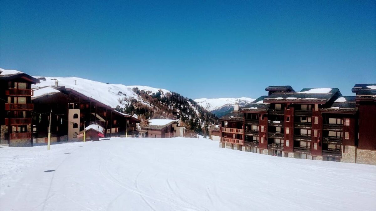 how expensive is a La Plagne ski holiday in April