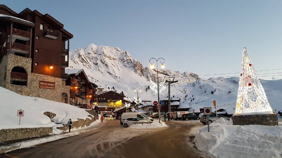 how cold is it in March in La Plagne