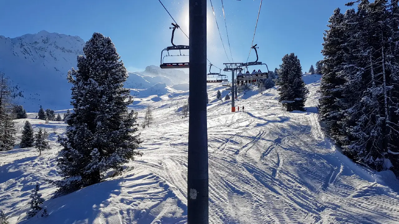how much does a la plagne lift pass cost