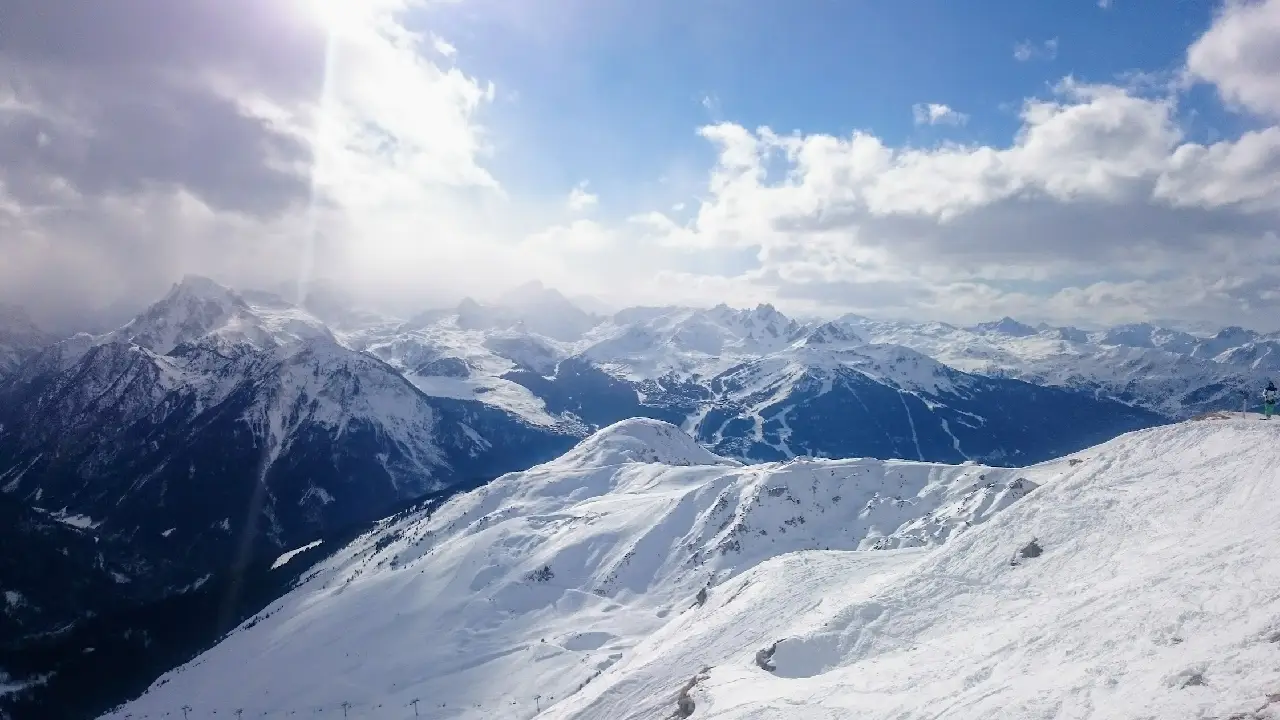 When is the best time to ski in La Plagne