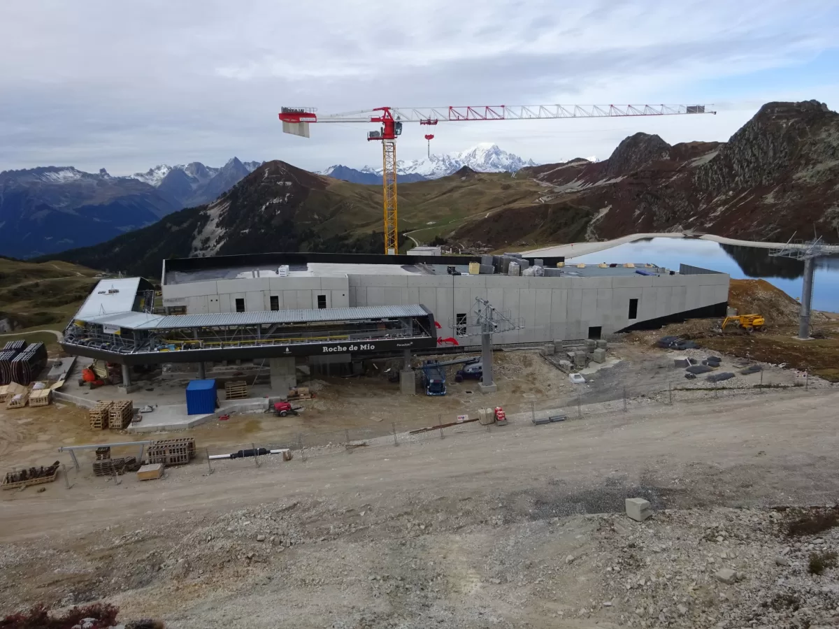 la-plagne-piste-guide-new-roche-de-mio-gondola-3