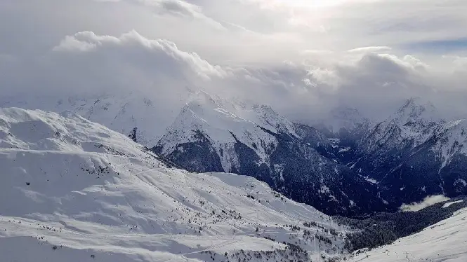 La Plagne guide to the best off-piste out of bounds routes in the resort