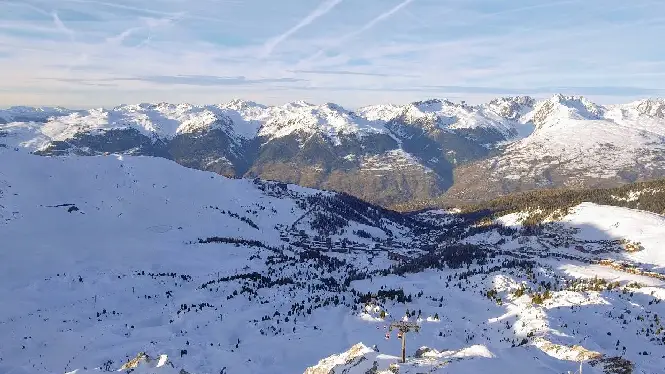 https://laplagne360.com/wp-content/uploads/2024/12/la-plagne-best-pistes-by-ability-guide.webp