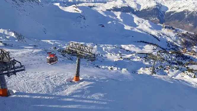 https://laplagne360.com/wp-content/uploads/2024/12/la-plagne-fastest-lifts-1.webp