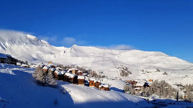 A guide to La Plagne's best combination routes with the biggest vertical descent