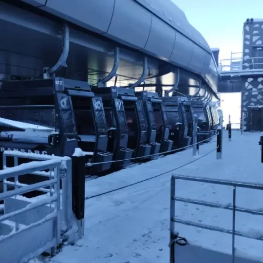 https://laplagne360.com/wp-content/uploads/2025/01/les-arcs-transarcs-11-540x540.webp