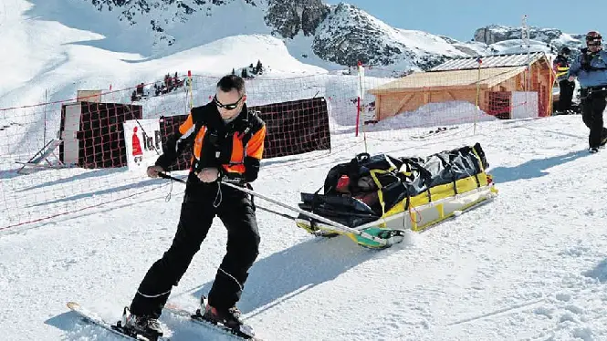 https://laplagne360.com/wp-content/uploads/2025/02/la-plagne-ski-insurance.webp