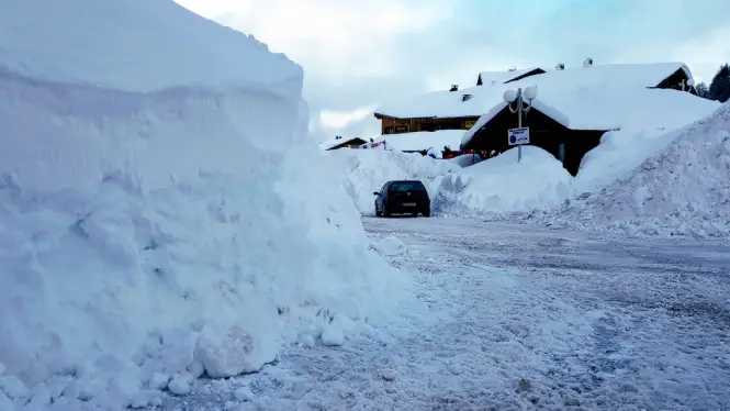 A very snowy February scene in La Plagne