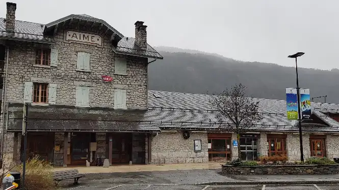 Aime train and bus station La Plagne