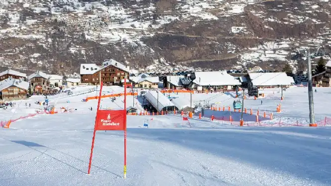 https://laplagne360.com/wp-content/uploads/2026/01/plagne-montalbert-pistes-link.webp
