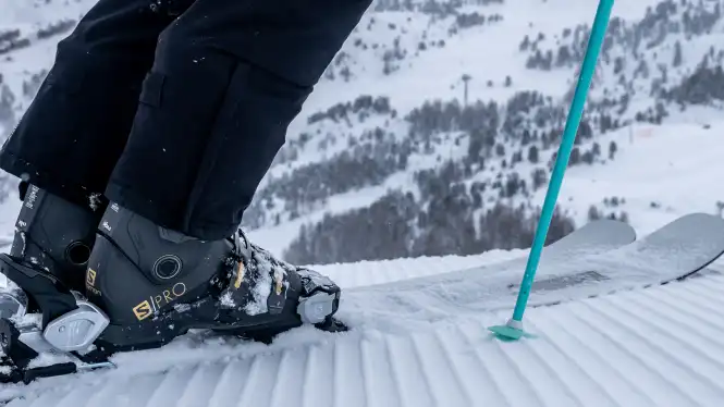 Skier on a pisted run in La Plagne