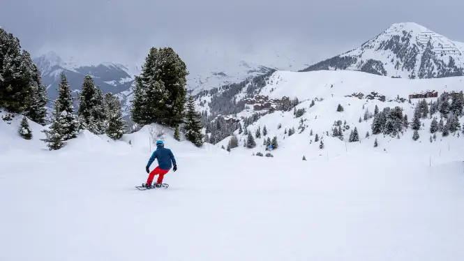 beginner snowboarder in La Plagne