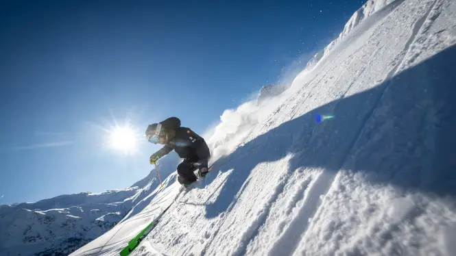 off-piste skiing in La Plagne