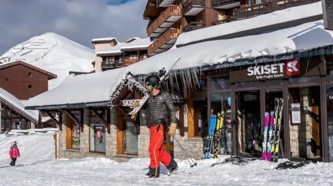 Where to rent skis and snowboards in La Plagne