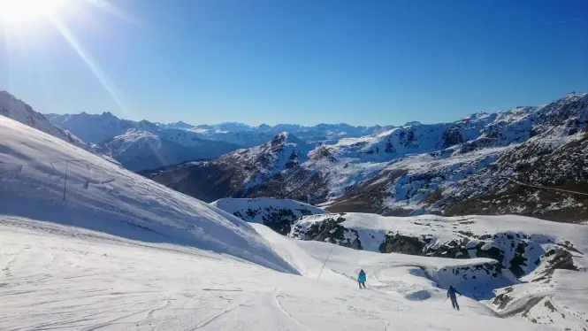 Sunny pistes in the south-facing Champagny sector of La Plagne, great for finding good snow at the right time of day